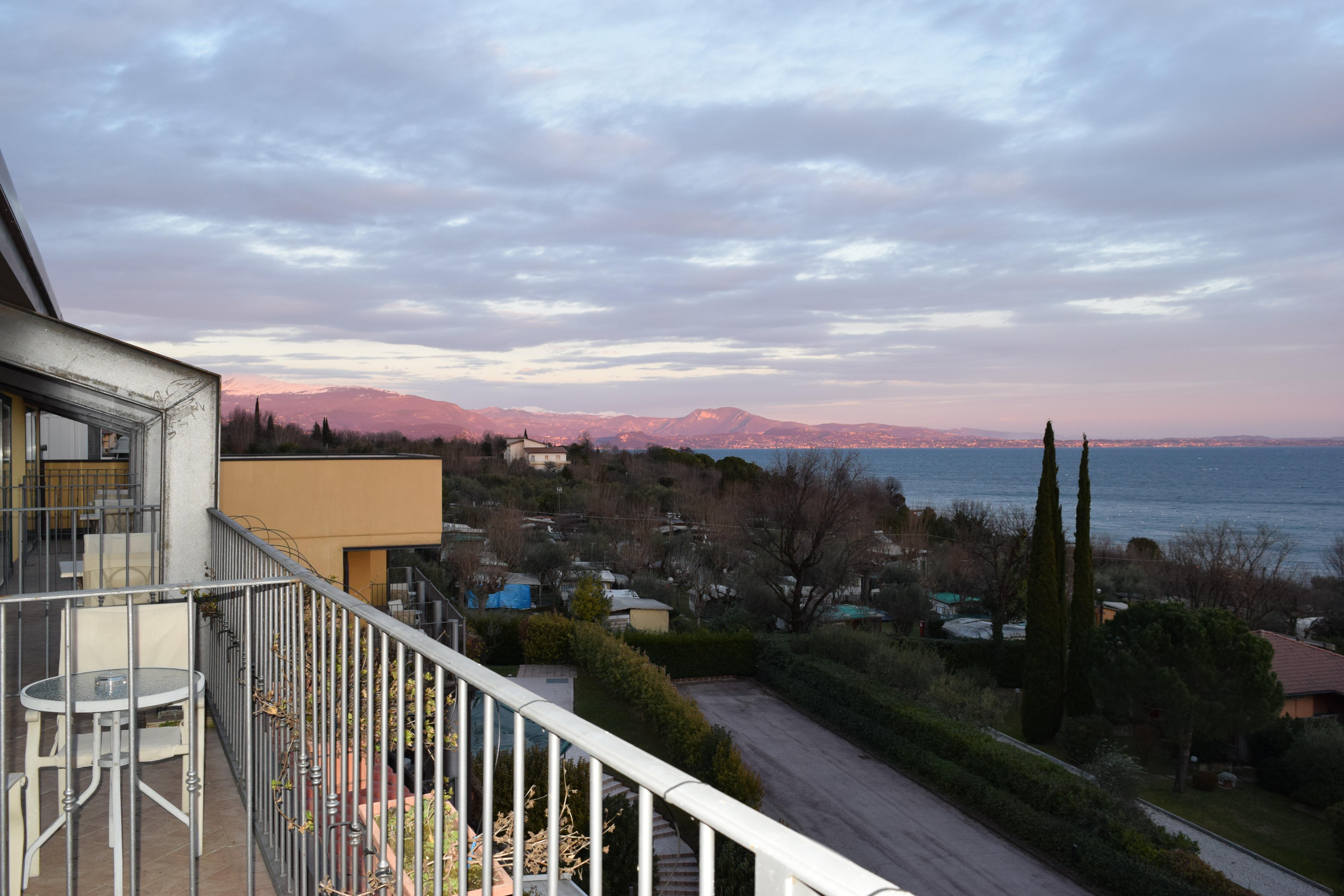 Ahg Riva Del Sole Hotel - Adults Only Moniga del Garda Экстерьер фото