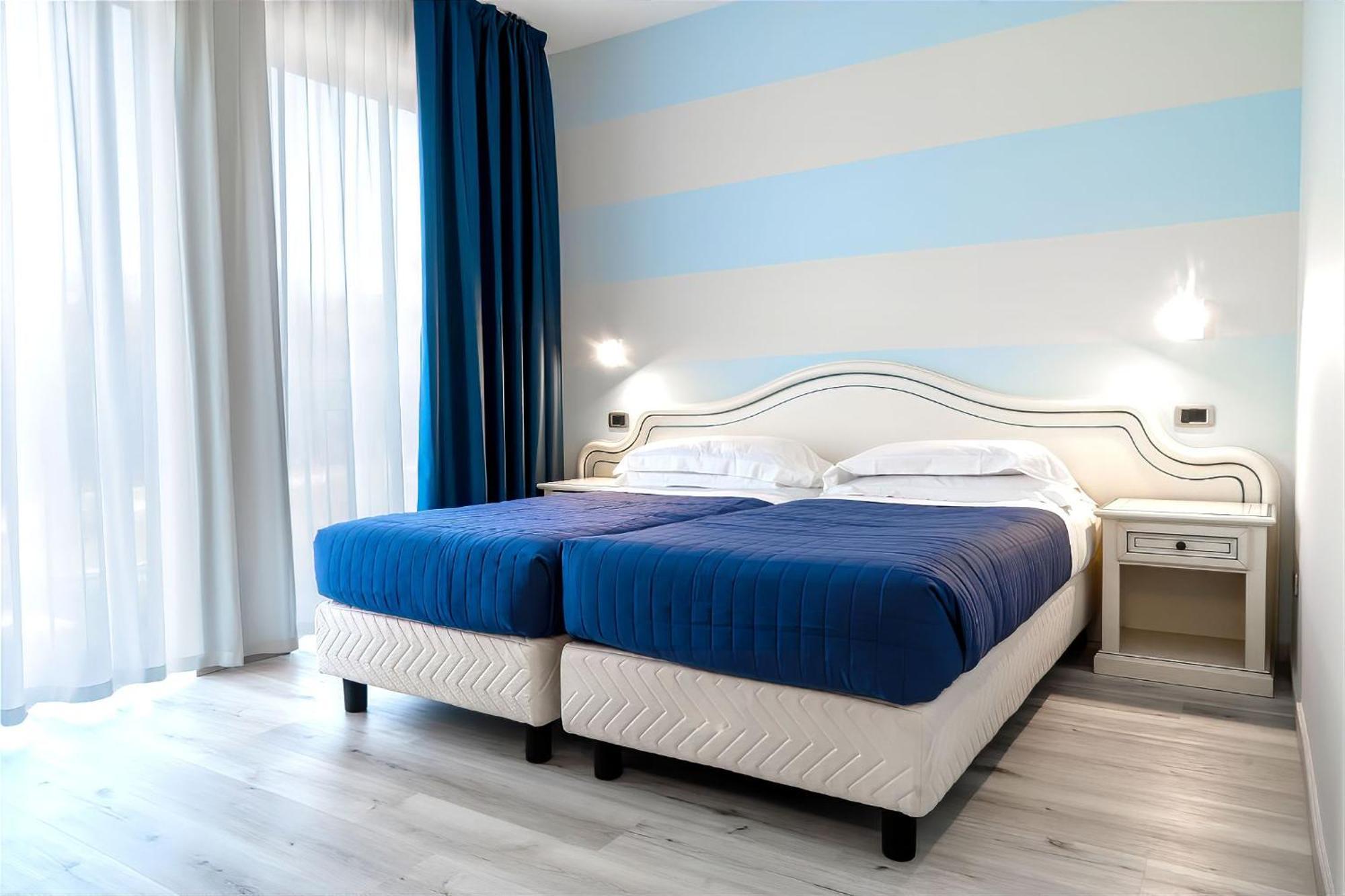 Ahg Riva Del Sole Hotel - Adults Only Moniga del Garda Экстерьер фото