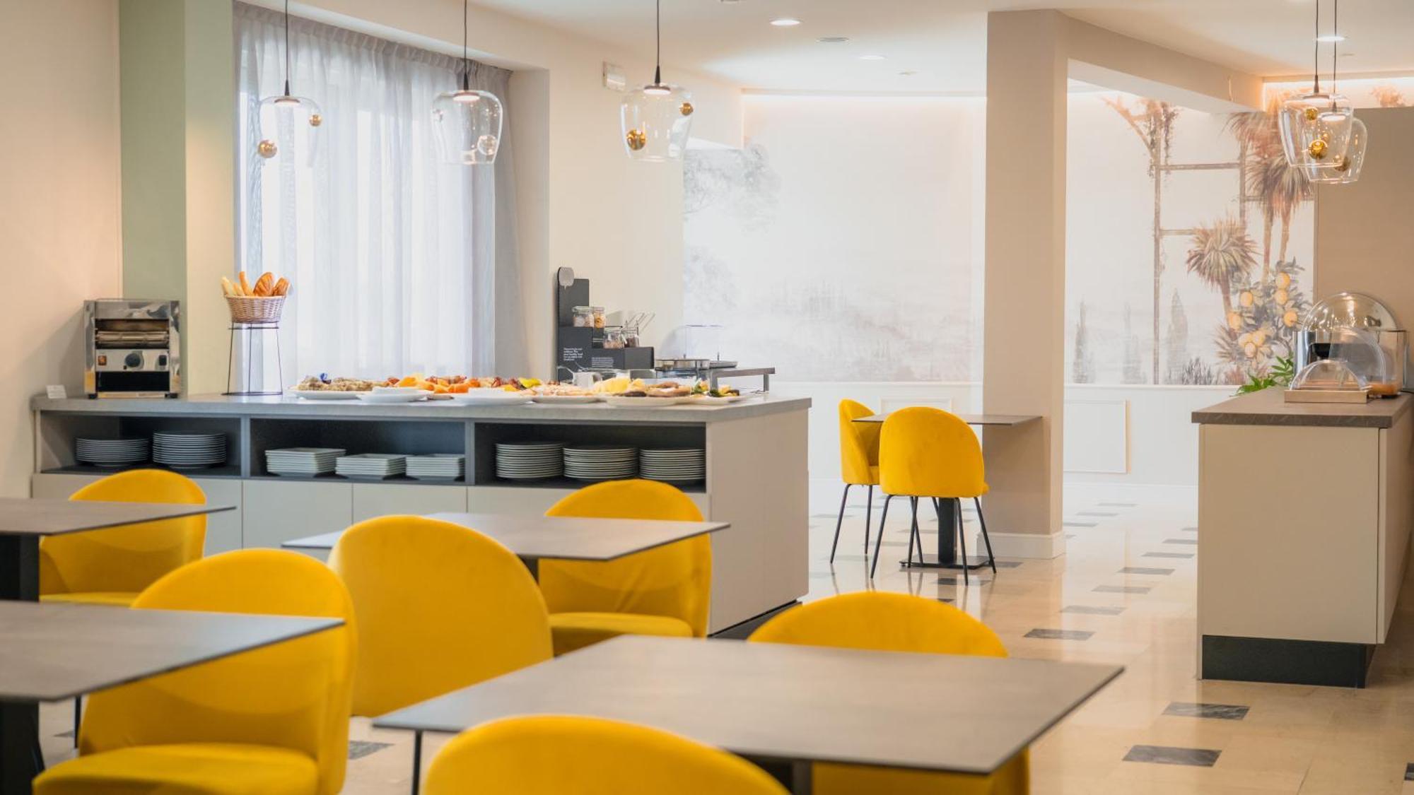 Ahg Riva Del Sole Hotel - Adults Only Moniga del Garda Экстерьер фото